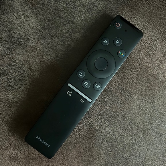 Samsung Remote - Picture 1 of 3